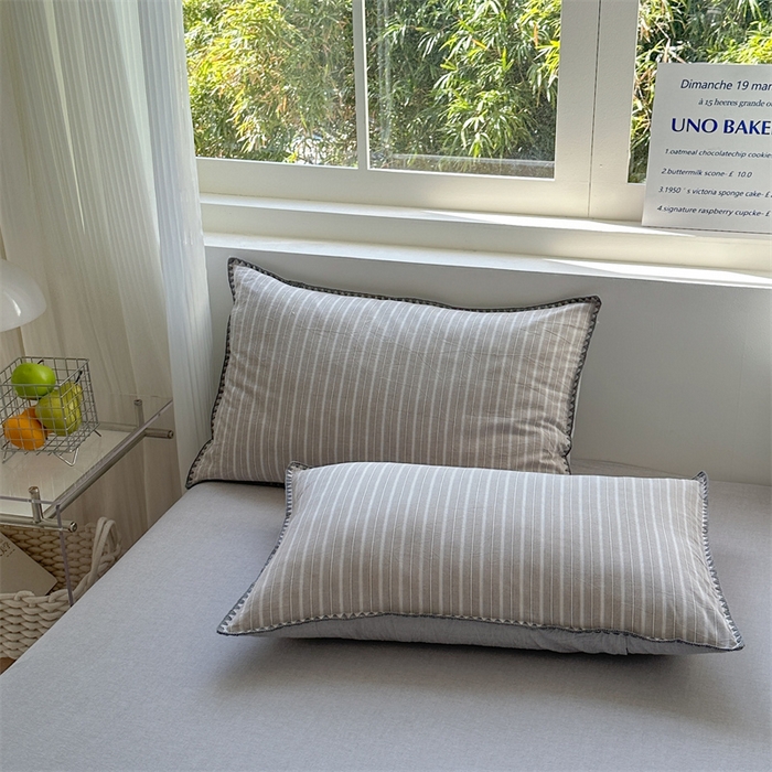 91家纺网 家纺一手货源 找家纺 晚依家纺 2025新款A类全棉色织水洗棉被套单件格子条纹四件套学生宿舍被罩三件套定制定做 乐事-浅灰