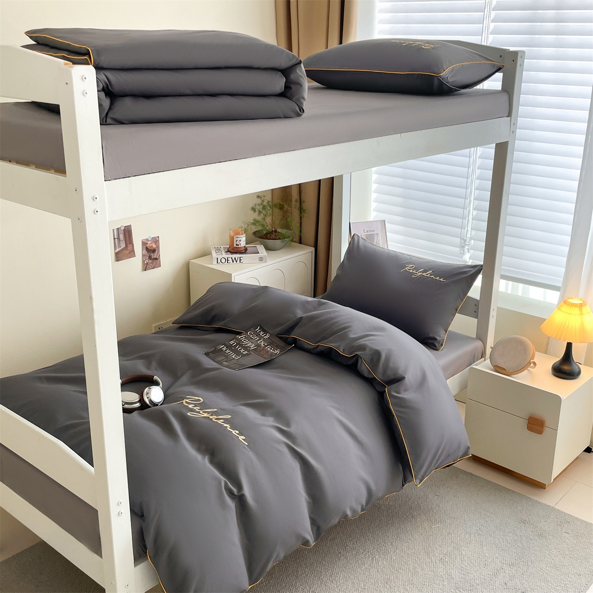 91家纺网 家纺一手货源 找家纺 小久久（小九九） 2025新款亲肤水洗棉麻绳款学生三件套-安琪系列 安琪-高级灰