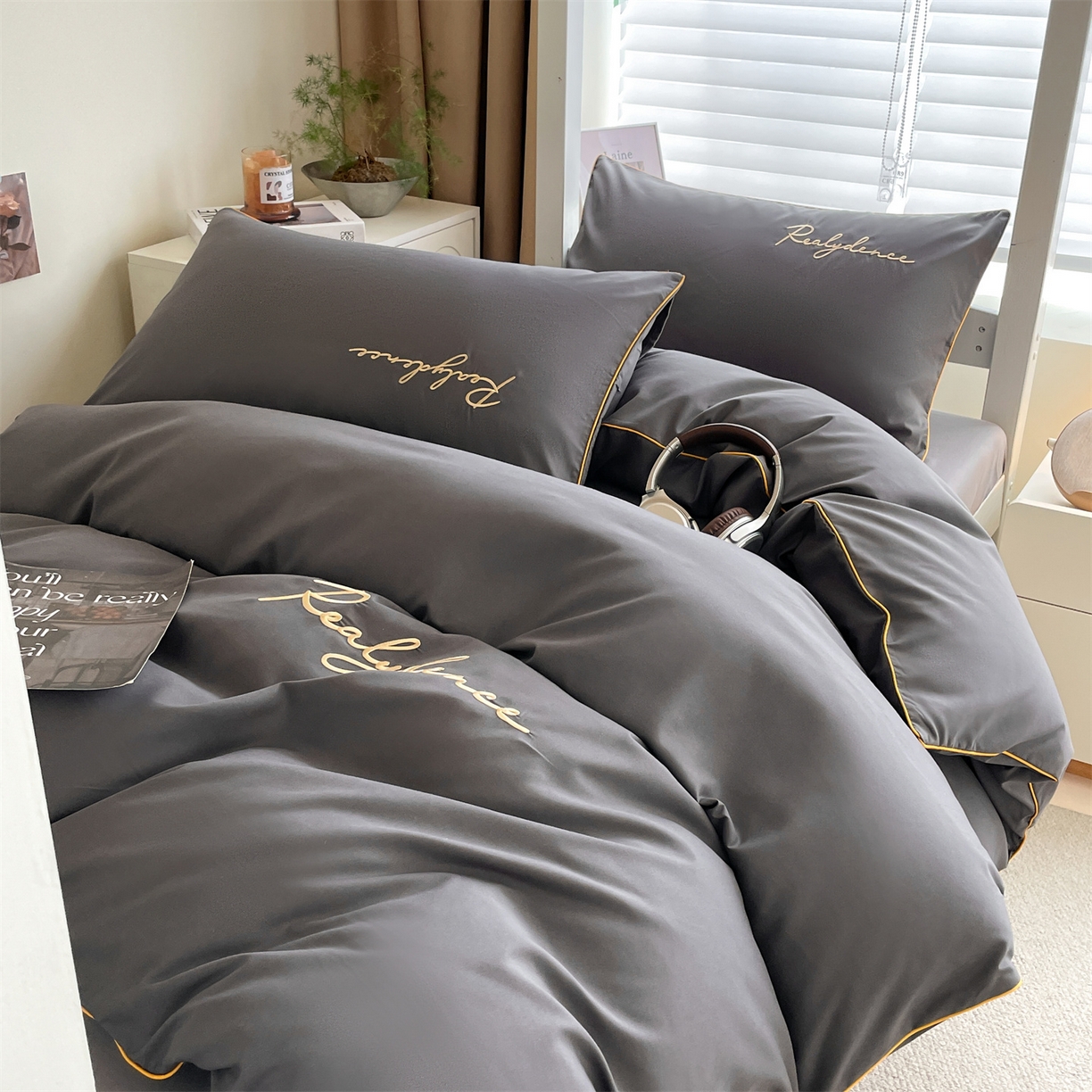 91家纺网 家纺一手货源 找家纺 小久久（小九九） 2025新款亲肤水洗棉麻绳款学生三件套-安琪系列 安琪-高级灰