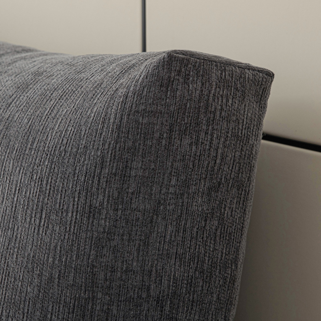 91家纺网 家纺一手货源 找家纺 美达人 2025新款珍珠棉雪尼尔立体面包靠背床头靠垫大靠背沙发抱枕飘窗阳台靠枕 雪尼尔-立体面包-炭黑