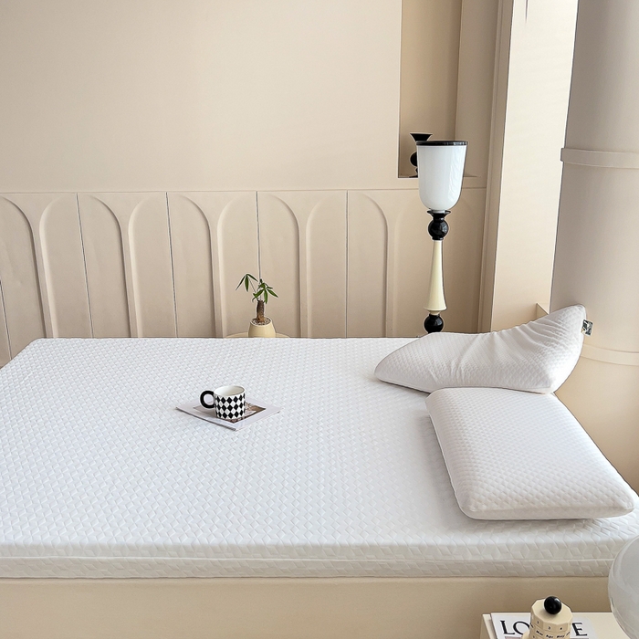 91家纺网 家纺一手货源 找家纺 MOA生态床垫 2025新款针织乳胶床垫 水立方-5cm