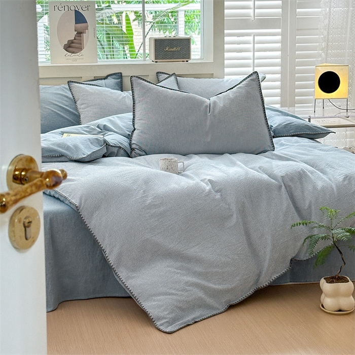 91家纺网 家纺一手货源 找家纺 晚依家纺 2025新款A类全棉色织水洗棉被套单件格子条纹四件套学生宿舍被罩三件套定制定做 时光-浅蓝