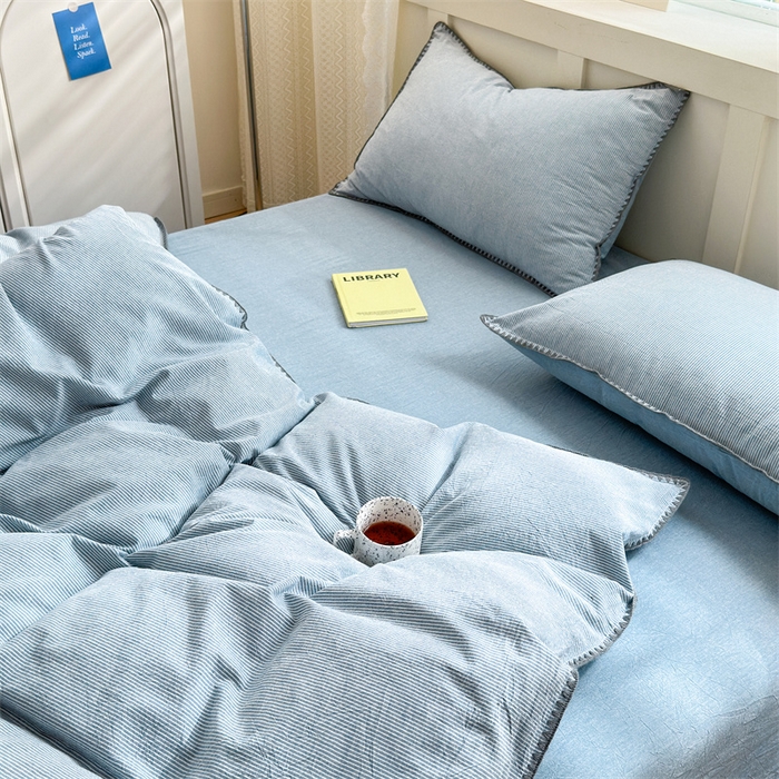 91家纺网 家纺一手货源 找家纺 晚依家纺 2025新款A类全棉色织水洗棉被套单件格子条纹四件套学生宿舍被罩三件套定制定做 时光-浅蓝