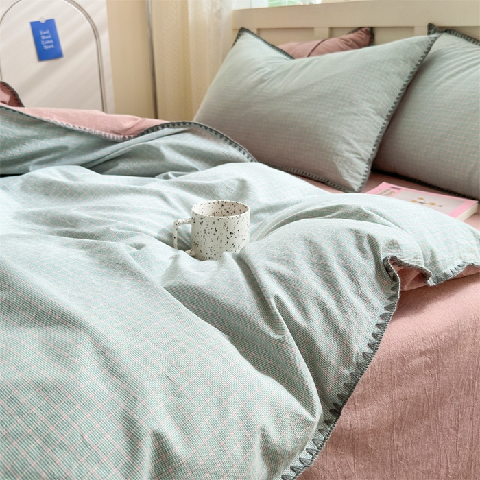 91家纺网 家纺一手货源 找家纺 晚依家纺 2025新款A类全棉色织水洗棉被套单件格子条纹四件套学生宿舍被罩三件套定制定做 星语-绿豆沙