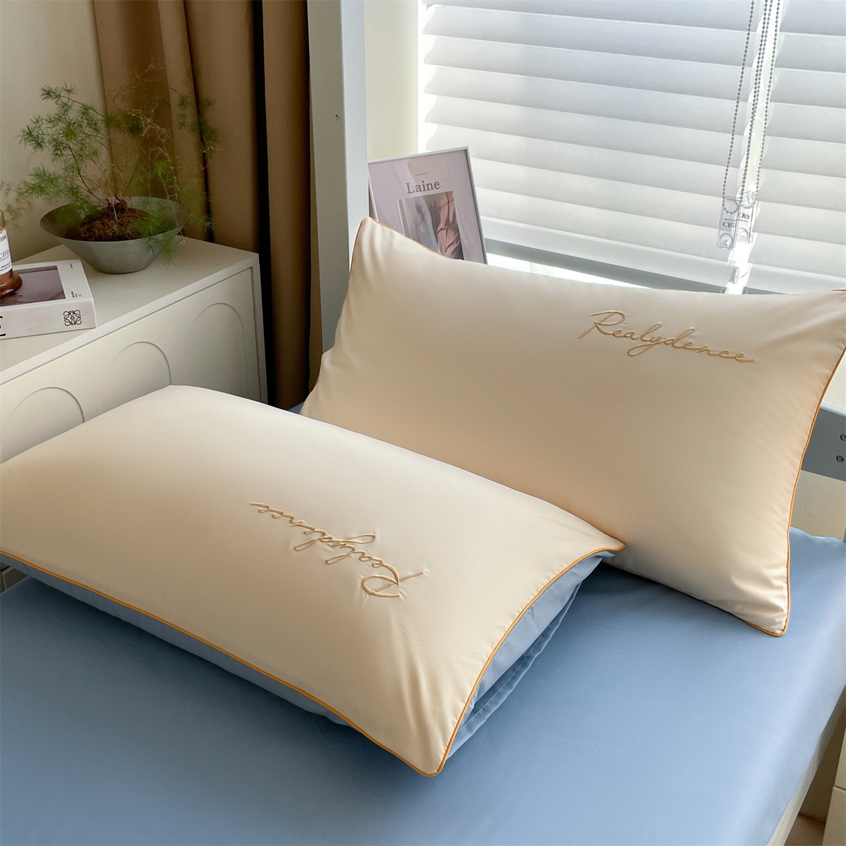 91家纺网 家纺一手货源 找家纺 小久久（小九九） 2025新款亲肤水洗棉麻绳款学生三件套-安琪系列 安琪-奶昔白+海清