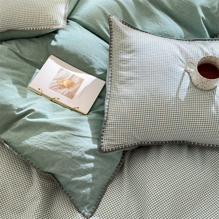 91家纺网 家纺一手货源 找家纺 晚依家纺 2025新款A类全棉色织水洗棉被套单件格子条纹四件套学生宿舍被罩三件套定制定做 遇见-草绿