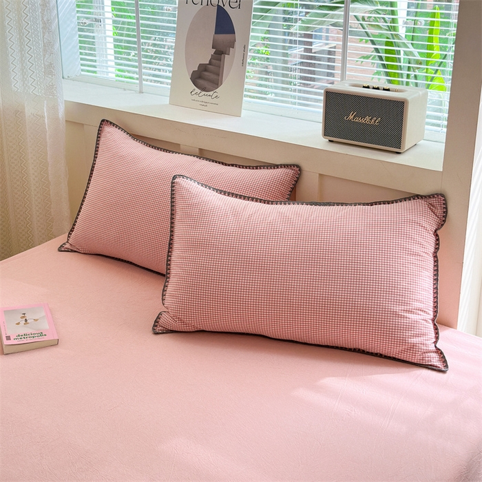 91家纺网 家纺一手货源 找家纺 晚依家纺 2025新款A类全棉色织水洗棉被套单件格子条纹四件套学生宿舍被罩三件套定制定做 遇见-蜜粉