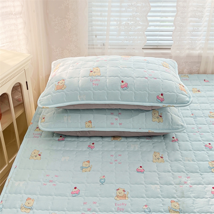 91家纺网 家纺一手货源 找家纺 圣比熊 2025新款云感双层纱夹棉枕套宿舍单人枕芯套一对装加厚枕头套 甜心小狗