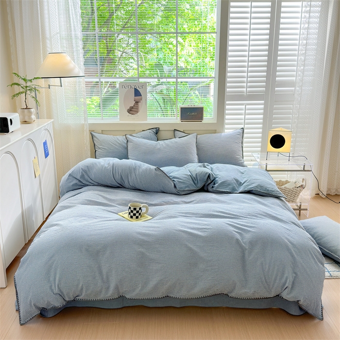 91家纺网 家纺一手货源 找家纺 晚依家纺 2025新款A类全棉色织水洗棉被套单件格子条纹四件套学生宿舍被罩三件套定制定做 遇见-浅蓝