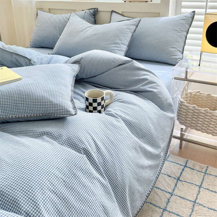 91家纺网 家纺一手货源 找家纺 晚依家纺 2025新款A类全棉色织水洗棉被套单件格子条纹四件套学生宿舍被罩三件套定制定做 遇见-浅蓝