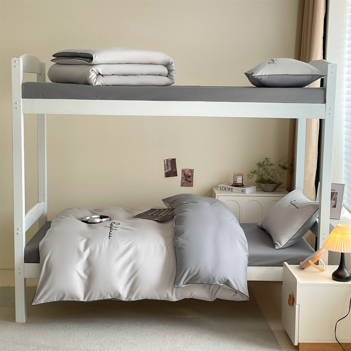 91家纺网 家纺一手货源 找家纺 小久久（小九九） 2025新款亲肤水洗棉麻绳款学生三件套-安琪系列 安琪-山灰+中灰