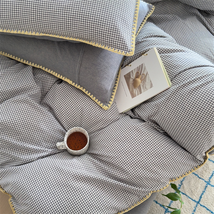 91家纺网 家纺一手货源 找家纺 晚依家纺 2025新款A类全棉色织水洗棉被套单件格子条纹四件套学生宿舍被罩三件套定制定做 遇见-中灰