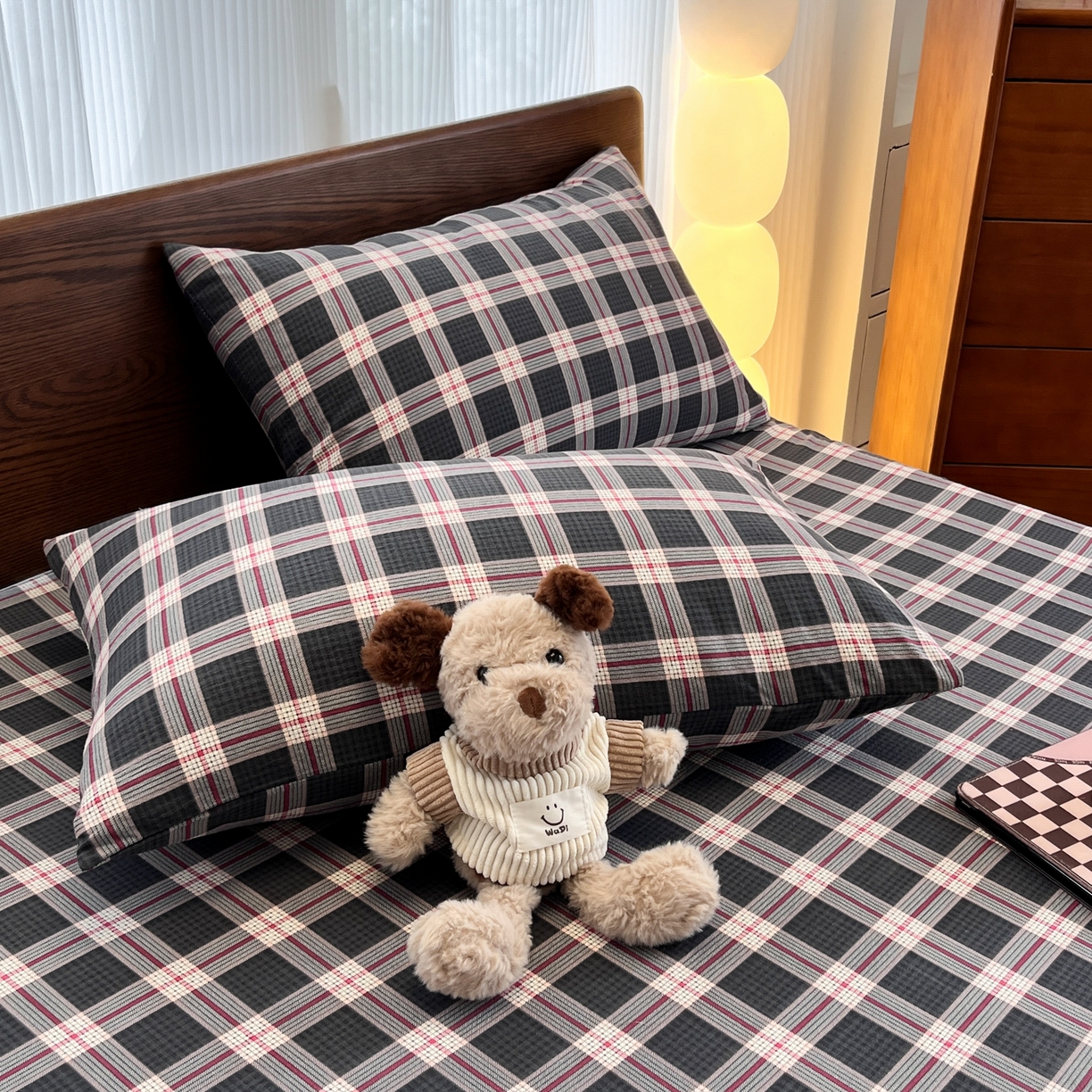 91家纺网 家纺一手货源 找家纺 韩巢家纺 2025新款复古风格子双层纱单枕套 幻夜