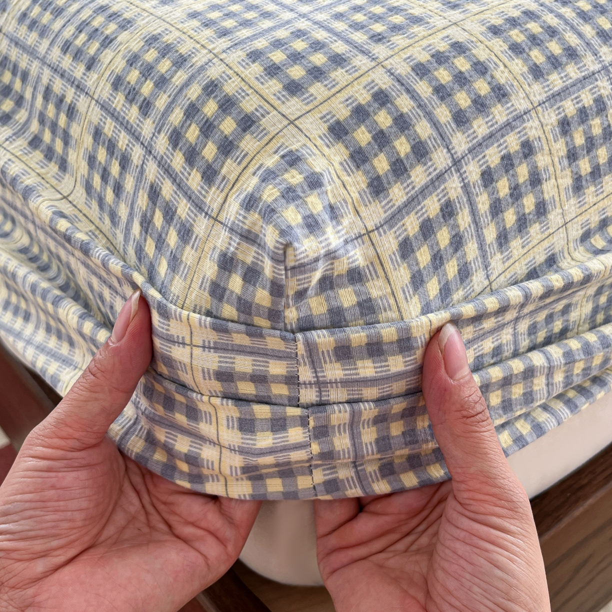 91家纺网 家纺一手货源 找家纺 韩巢家纺 2025新款云感双层纱格子复古风单床笠 银河