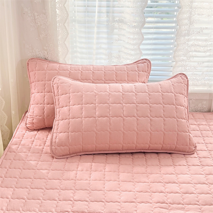 91家纺网 家纺一手货源 找家纺 梦舒羽 2025新款云感双层纱夹棉枕套宿舍单人枕芯套一对装加厚枕头套 告白粉