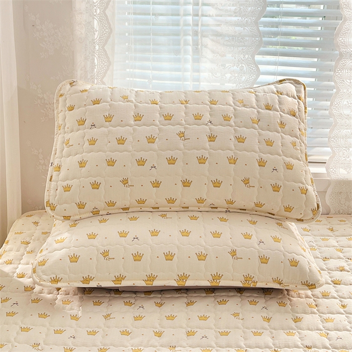 91家纺网 家纺一手货源 找家纺 梦舒羽 2025新款云感双层纱夹棉枕套宿舍单人枕芯套一对装加厚枕头套 小皇冠