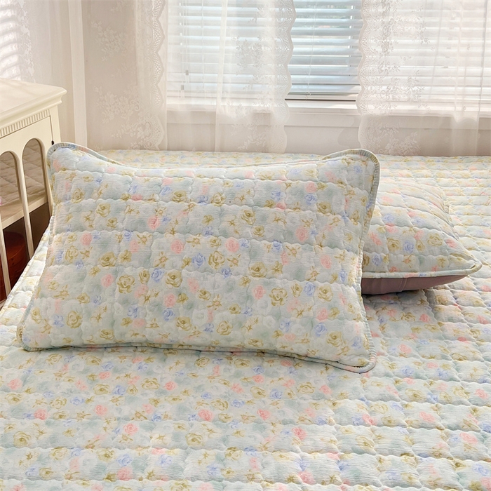 91家纺网 家纺一手货源 找家纺 梦舒羽 2025新款云感双层纱夹棉枕套宿舍单人枕芯套一对装加厚枕头套 春日初见