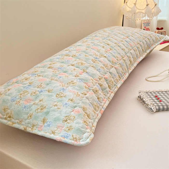 91家纺网 家纺一手货源 找家纺 梦舒羽 2025新款云感双层纱夹棉双人枕套情侣1.5m枕芯套1.8床加厚枕头套 春日初见