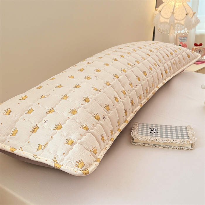 91家纺网 家纺一手货源 找家纺 梦舒羽 2025新款云感双层纱夹棉双人枕套情侣1.5m枕芯套1.8床加厚枕头套 小皇冠