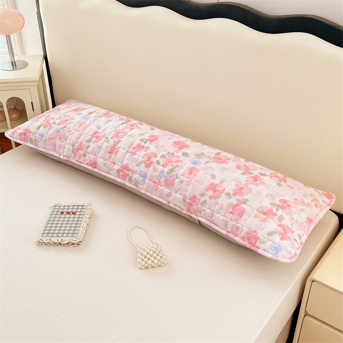 91家纺网 家纺一手货源 找家纺 梦舒羽 2025新款云感双层纱夹棉双人枕套情侣1.5m枕芯套1.8床加厚枕头套 倾城之恋