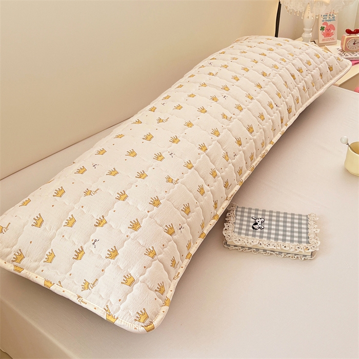 91家纺网 家纺一手货源 找家纺 梦舒羽 2025新款云感双层纱夹棉双人枕套情侣1.5m枕芯套1.8床加厚枕头套 小皇冠