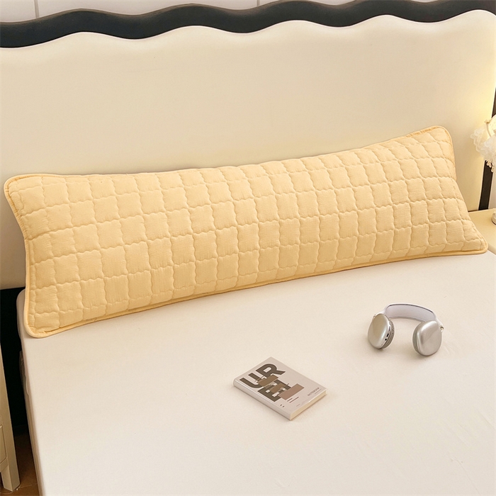 91家纺网 家纺一手货源 找家纺 梦舒羽 2025新款云感双层纱夹棉双人枕套情侣1.5m枕芯套1.8床加厚枕头套 奶酪黄