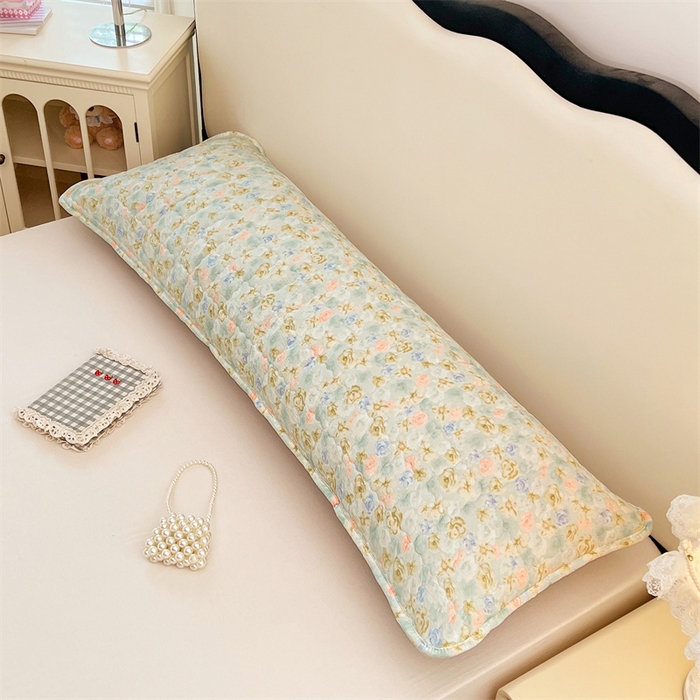 91家纺网 家纺一手货源 找家纺 梦舒羽 2025新款云感双层纱夹棉双人枕套情侣1.5m枕芯套1.8床加厚枕头套 春日初见