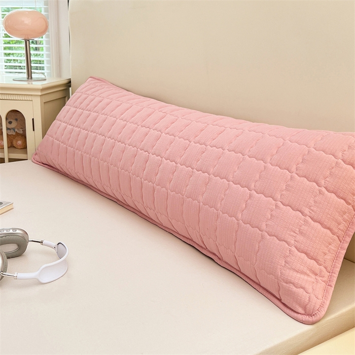 91家纺网 家纺一手货源 找家纺 梦舒羽 2025新款云感双层纱夹棉双人枕套情侣1.5m枕芯套1.8床加厚枕头套 告白粉