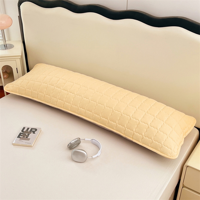 91家纺网 家纺一手货源 找家纺 梦舒羽 2025新款云感双层纱夹棉双人枕套情侣1.5m枕芯套1.8床加厚枕头套 奶酪黄