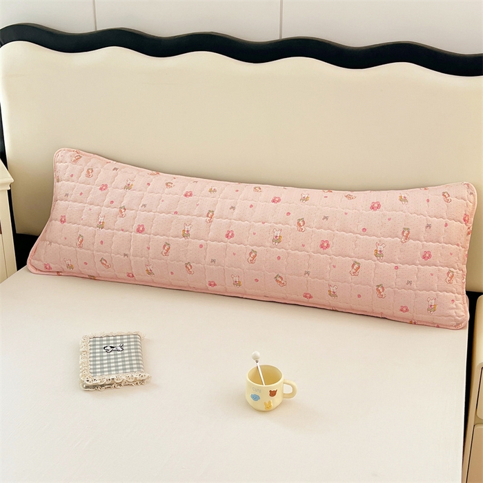 91家纺网 家纺一手货源 找家纺 梦舒羽 2025新款云感双层纱夹棉双人枕套情侣1.5m枕芯套1.8床加厚枕头套 花田小兔