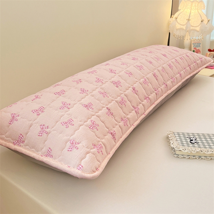 91家纺网 家纺一手货源 找家纺 梦舒羽 2025新款云感双层纱夹棉双人枕套情侣1.5m枕芯套1.8床加厚枕头套 少女物语