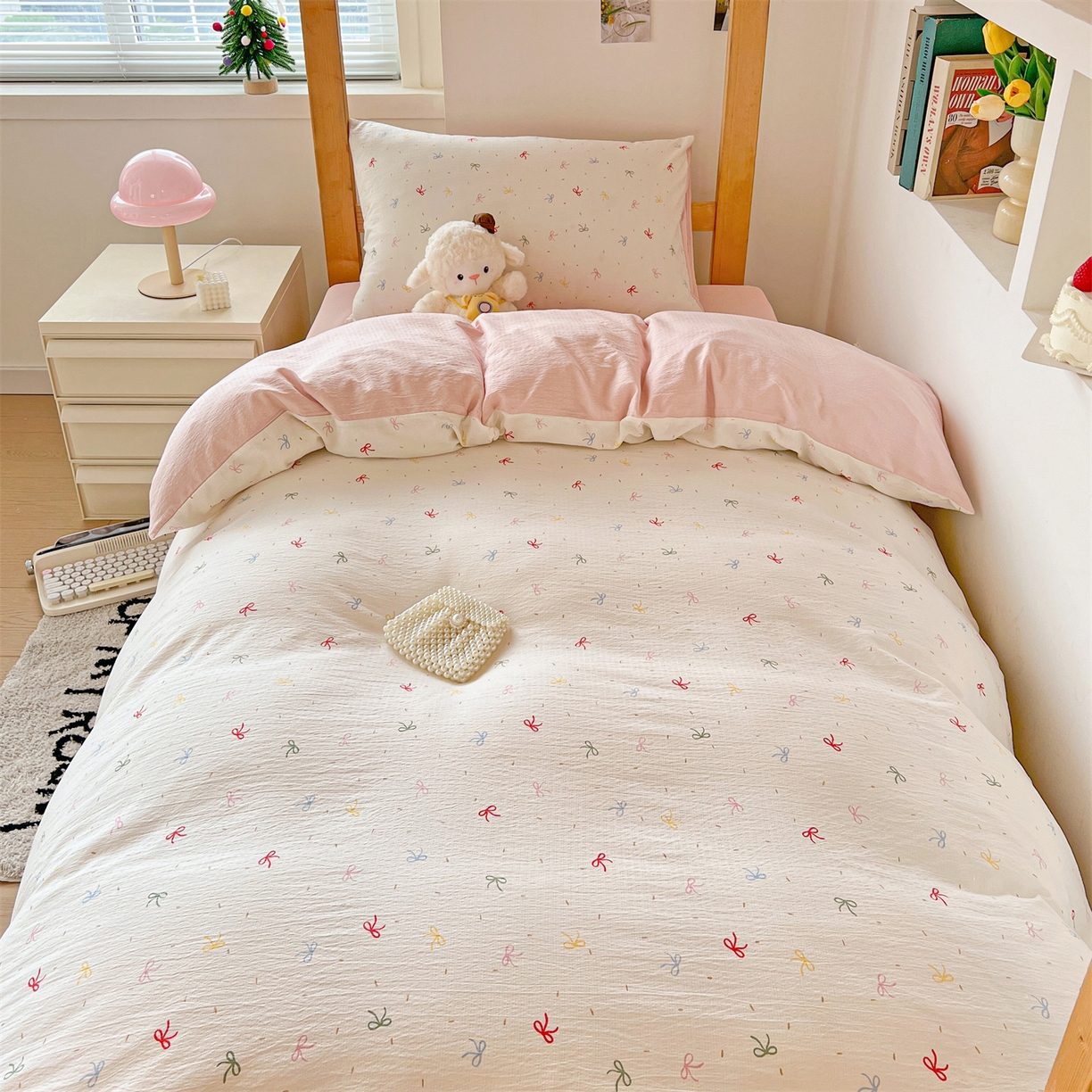 91家纺网 家纺一手货源 找家纺 名兮家居 2025新款皱皱棉学生床宿舍上下铺三件套六件套 彩色蝴蝶结