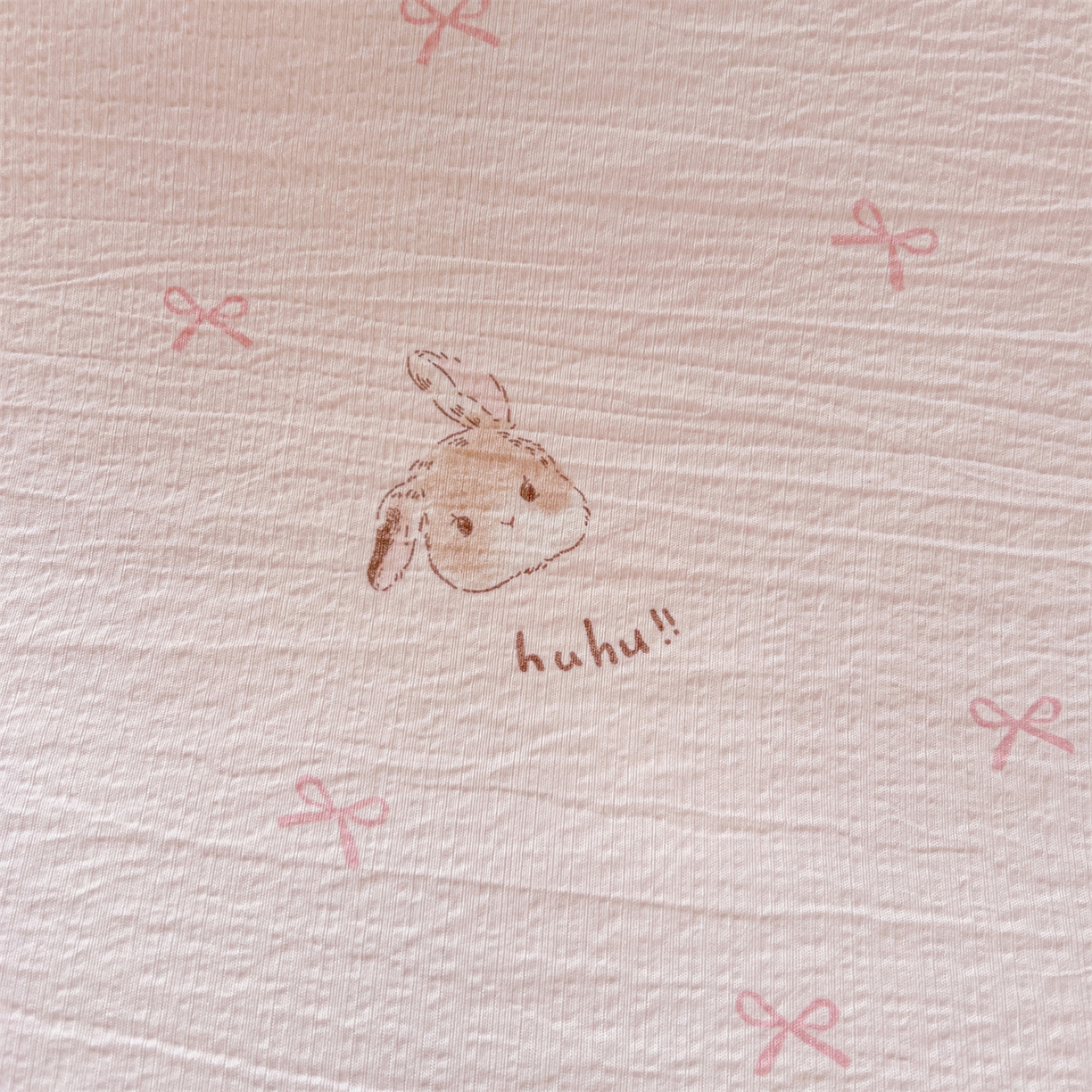 91家纺网 家纺一手货源 找家纺 名兮家居 2025新款皱皱棉学生床宿舍上下铺三件套六件套 粉色小兔