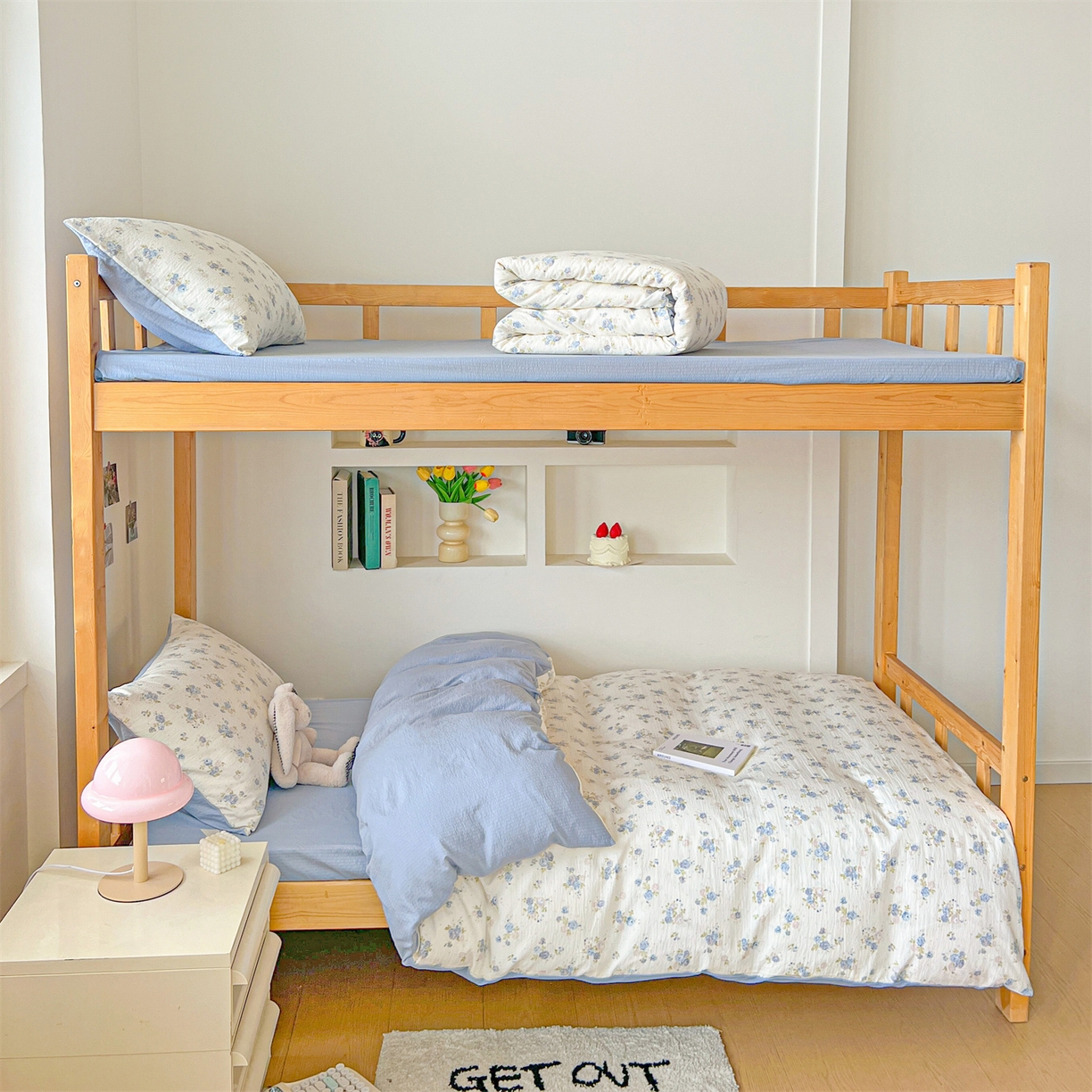 91家纺网 家纺一手货源 找家纺 名兮家居 2025新款皱皱棉学生床宿舍上下铺三件套六件套 兰香入梦