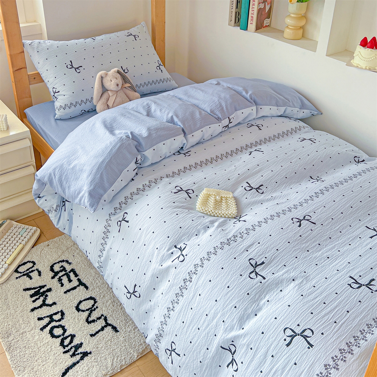 91家纺网 家纺一手货源 找家纺 名兮家居 2025新款皱皱棉学生床宿舍上下铺三件套六件套 蓝色爱心