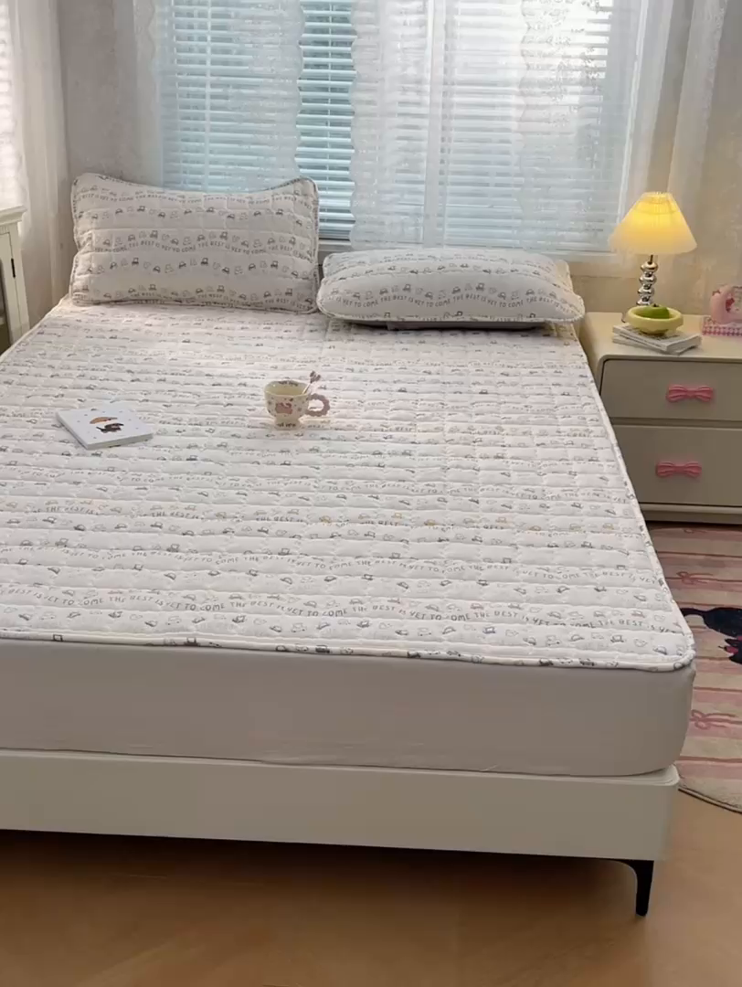 91家纺网 家纺一手货源 找家纺 梦舒羽 2025新款云感双层纱夹棉床褥床护垫床垫保护垫学生宿舍专用三件套 汽车世界