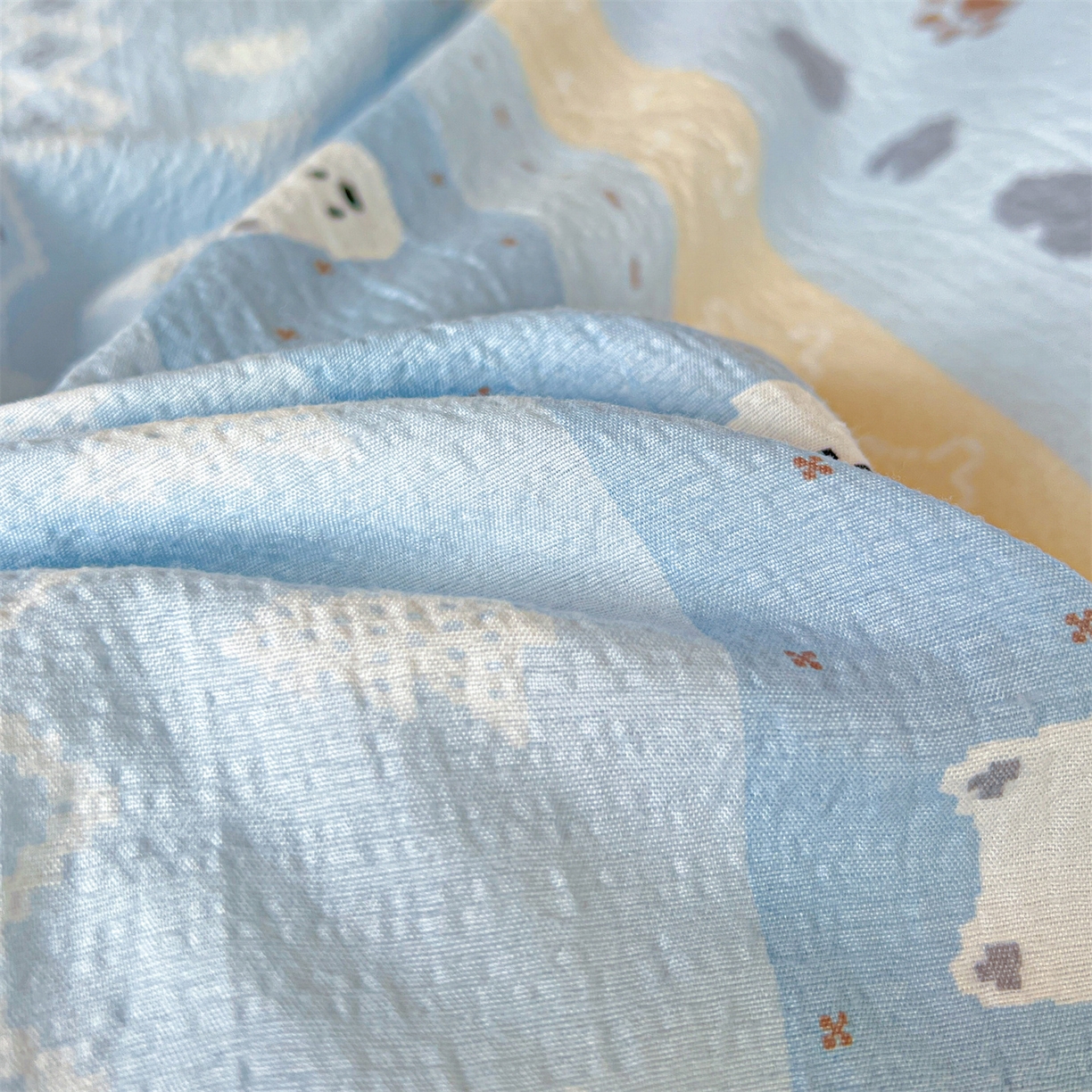 91家纺网 家纺一手货源 找家纺 名兮家居 2025新款皱皱棉学生床宿舍上下铺三件套六件套 萌趣