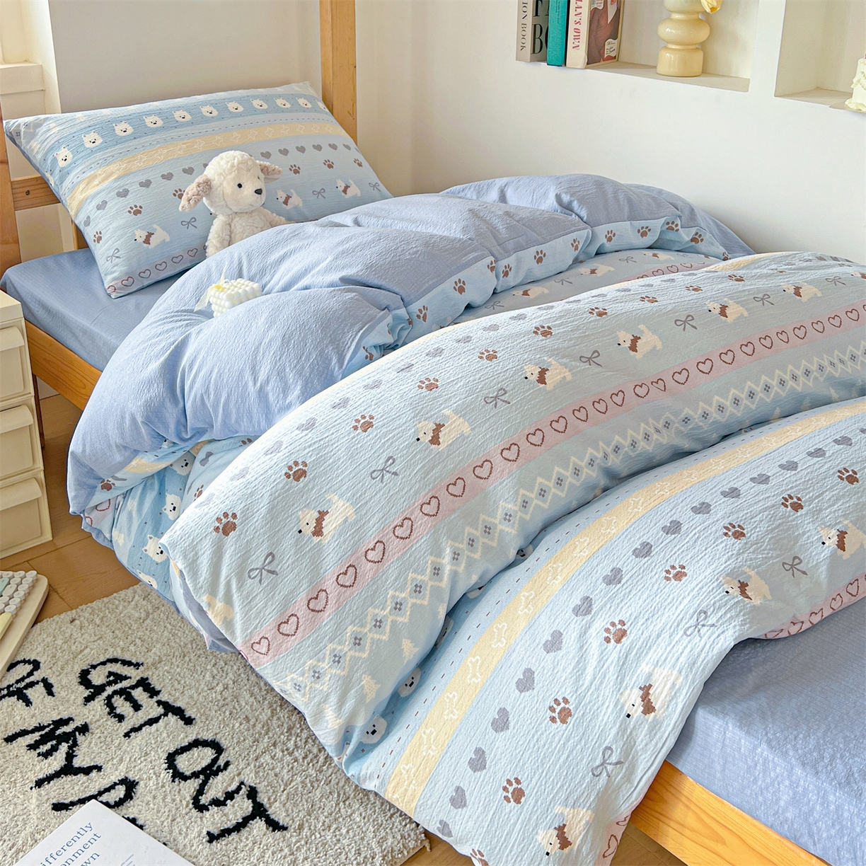 91家纺网 家纺一手货源 找家纺 名兮家居 2025新款皱皱棉学生床宿舍上下铺三件套六件套 萌趣