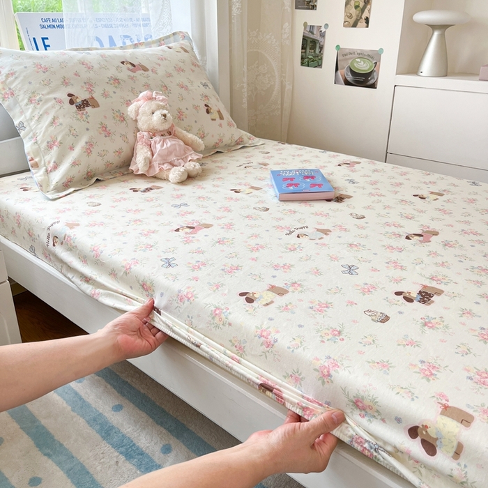 91家纺网 家纺一手货源 找家纺 莱通家纺 2025春夏新款12868纯棉印花学生单床笠 床笠单件（商家提供买家秀） 花田小狗