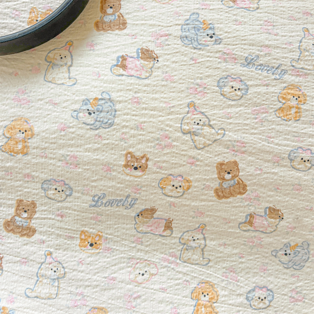 91家纺网 家纺一手货源 找家纺 名兮家居 2025新款皱皱棉学生床宿舍上下铺三件套六件套 泡芙狗