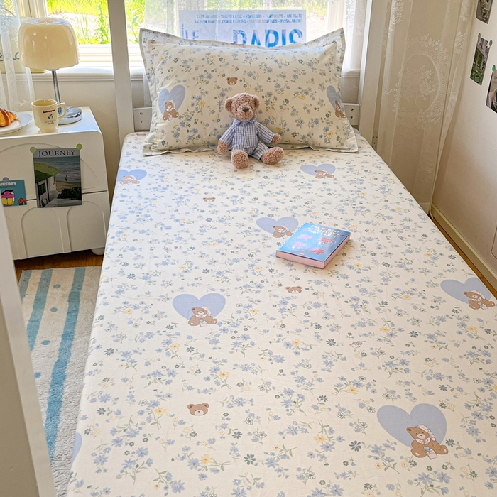 91家纺网 家纺一手货源 找家纺 莱通家纺 2025春夏新款12868纯棉印花学生单床笠 床笠单件（商家提供买家秀） 旧书折痕