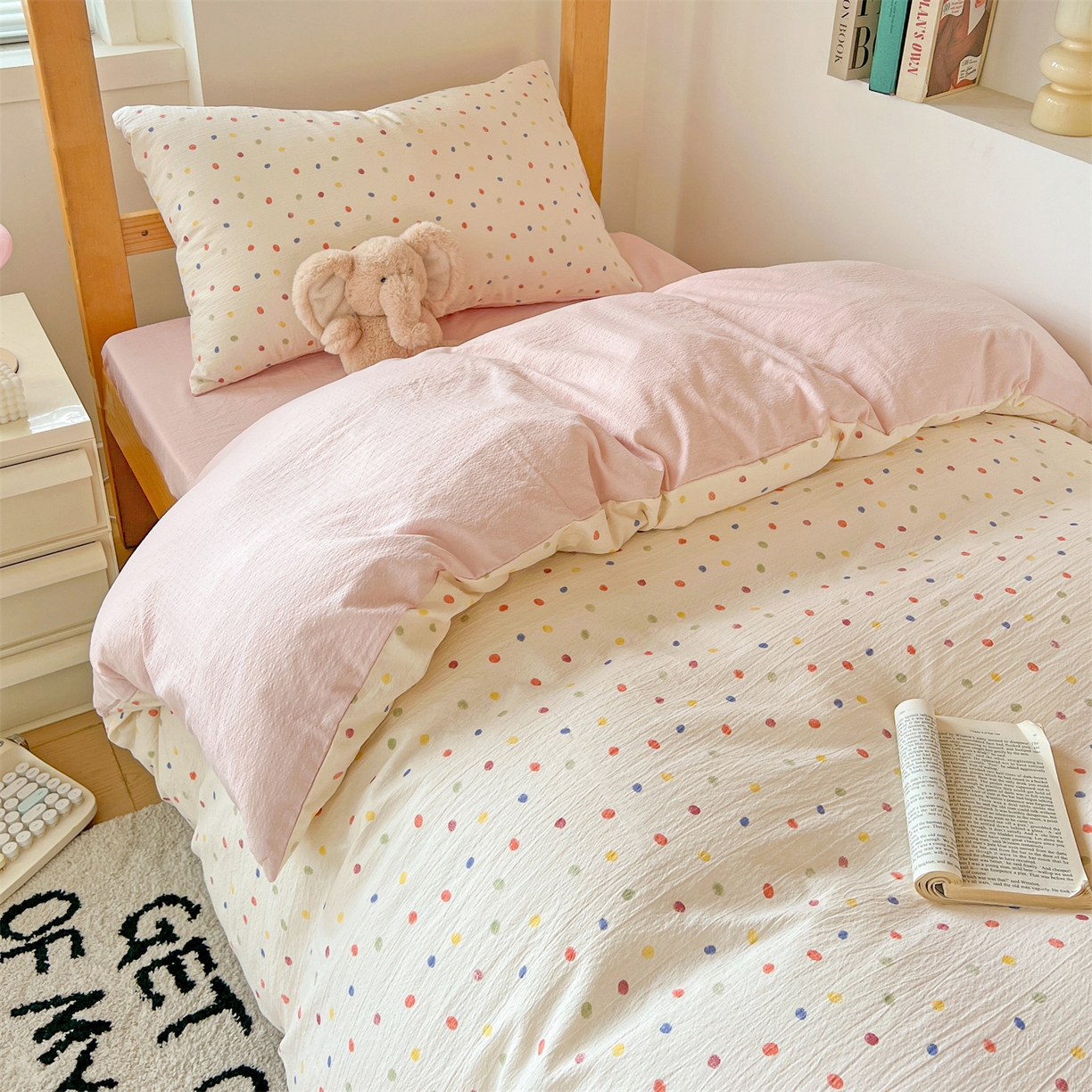 91家纺网 家纺一手货源 找家纺 名兮家居 2025新款皱皱棉学生床宿舍上下铺三件套六件套 心动波点