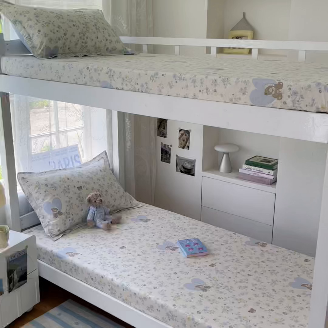 91家纺网 家纺一手货源 找家纺 莱通家纺 2025春夏新款12868纯棉印花学生单床笠 床笠单件（商家提供买家秀） 旧书折痕