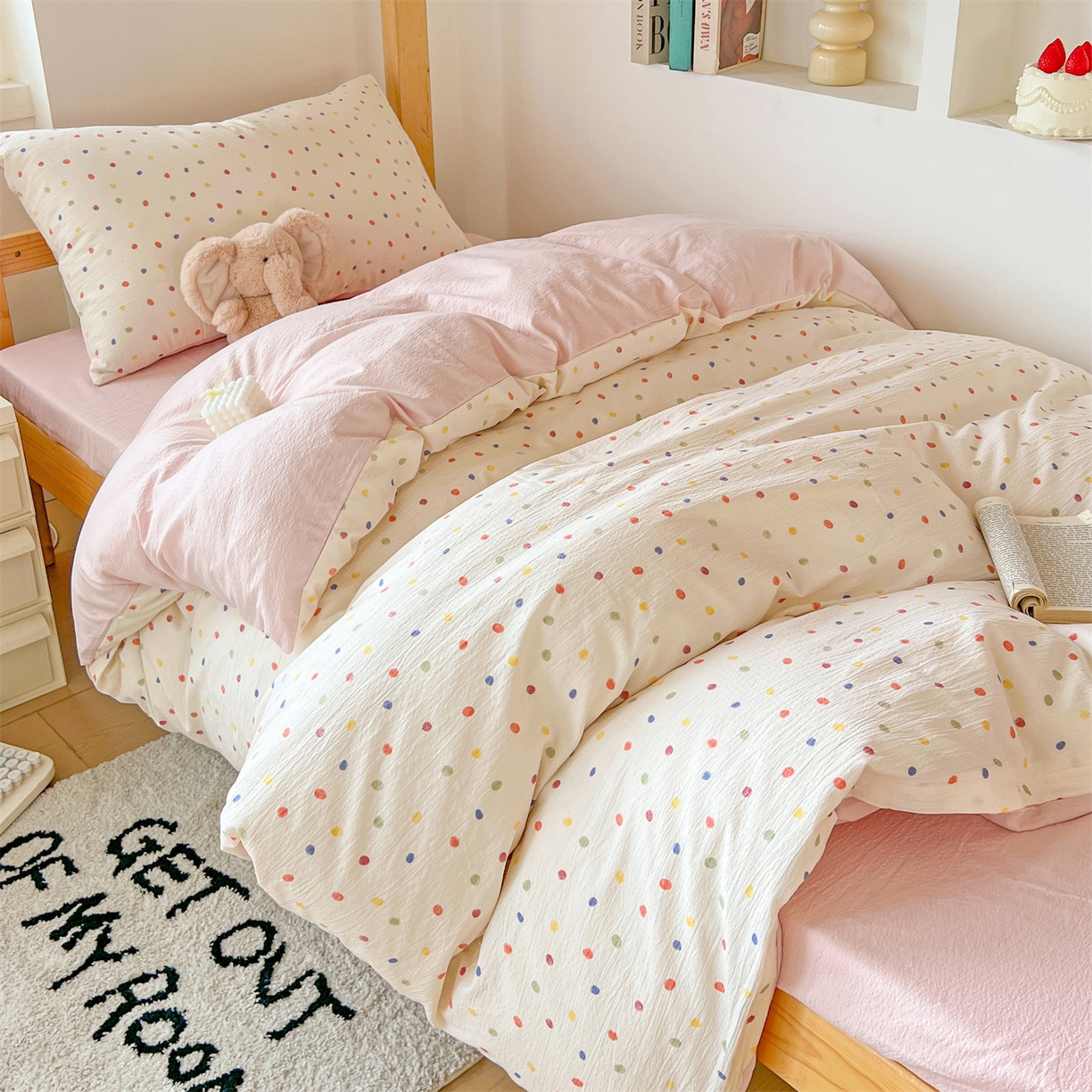 91家纺网 家纺一手货源 找家纺 名兮家居 2025新款皱皱棉学生床宿舍上下铺三件套六件套 心动波点