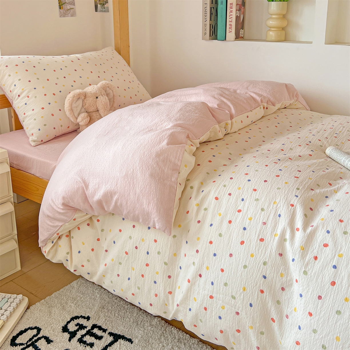 91家纺网 家纺一手货源 找家纺 名兮家居 2025新款皱皱棉学生床宿舍上下铺三件套六件套 心动波点