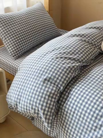 91家纺网 家纺一手货源 找家纺 恒爱家纺 2025新款学生季全棉印花格子三件套 蓝小格