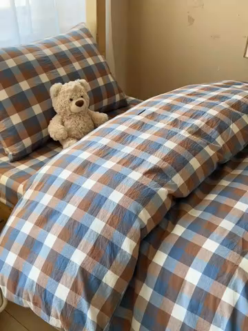 91家纺网 家纺一手货源 找家纺 恒爱家纺 2025新款学生季全棉印花格子三件套 蓝咖格