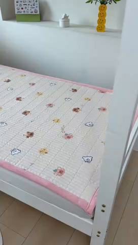 91家纺网 家纺一手货源 找家纺 恒爱家纺 2025新款学生季全棉宝宝绒双面款床护垫 宝宝乐园