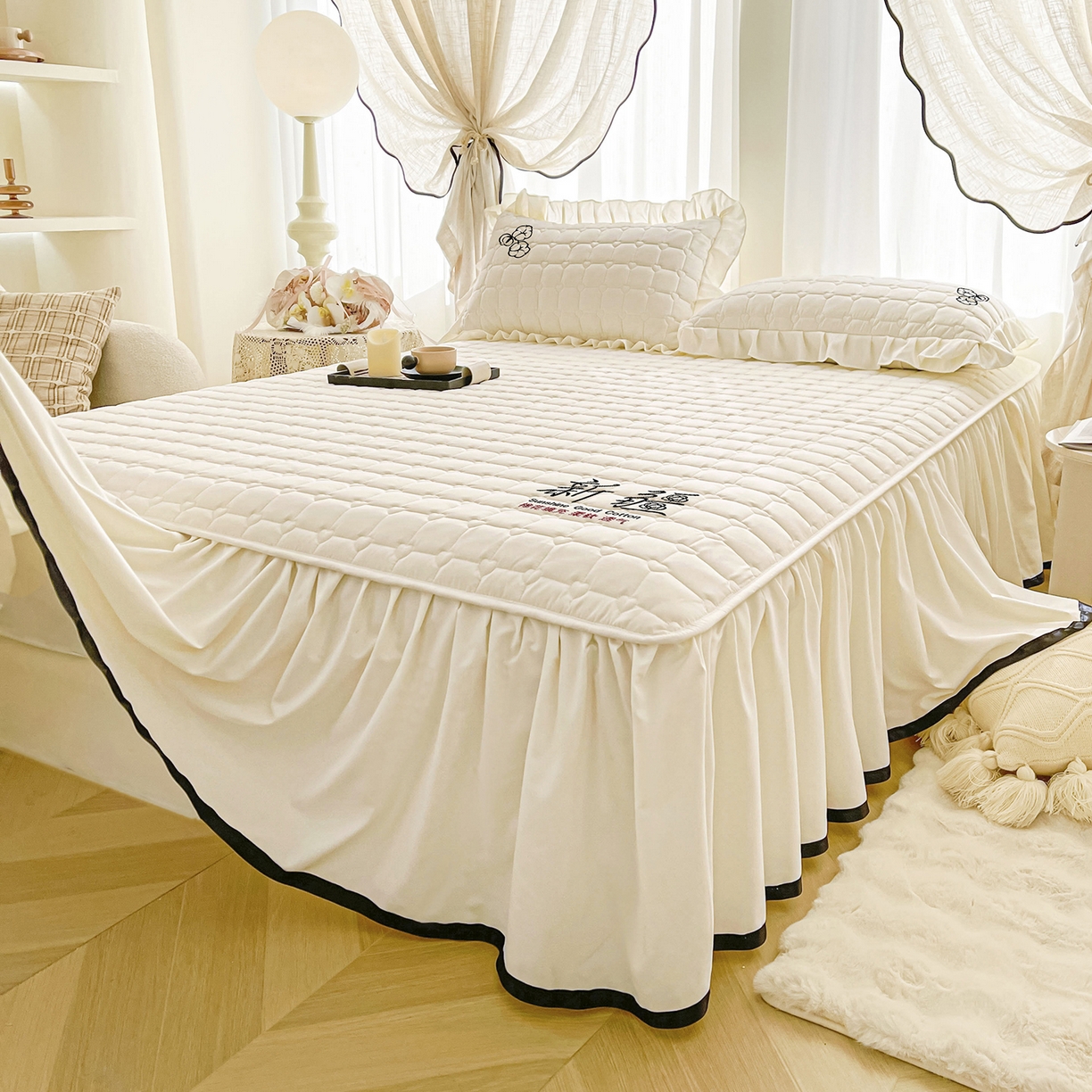 91家纺网 家纺一手货源 找家纺 笠裙家纺 2025新款A类110克水洗棉新疆棉花夹棉单床裙 床裙单件 棉花-米白