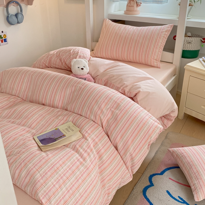 91家纺网 家纺一手货源 找家纺 寐居家纺 2025新款亲肤舒适全棉纯棉色织水洗棉学生三件套 布丁-粉